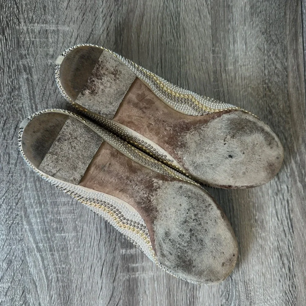 Chloe Lauren Ballet Flats 8.5 / 39 Scalloped Studded Tan Suede Gold Silver - Picture 11 of 12